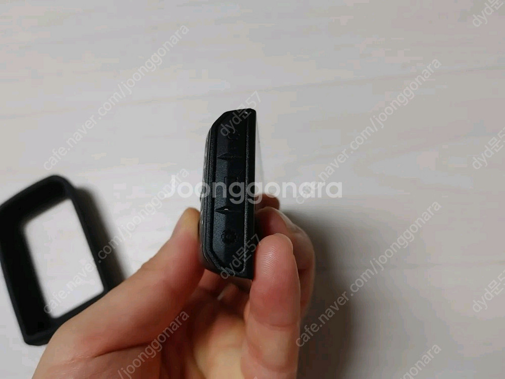 가성비 좋은 CYCPLUS(사이플러스) m1자전거 GPS 속도계 +전용 케이스팝니다. (택포2.5만)**--8