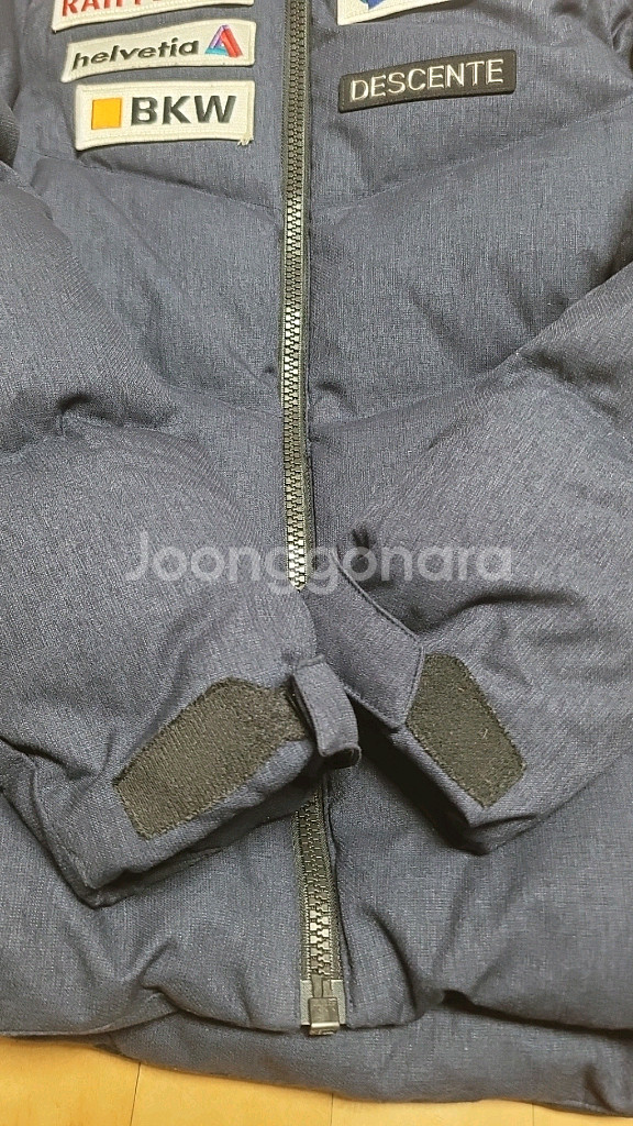 데상트 스위스 스키팀 다운 패딩 점퍼--7