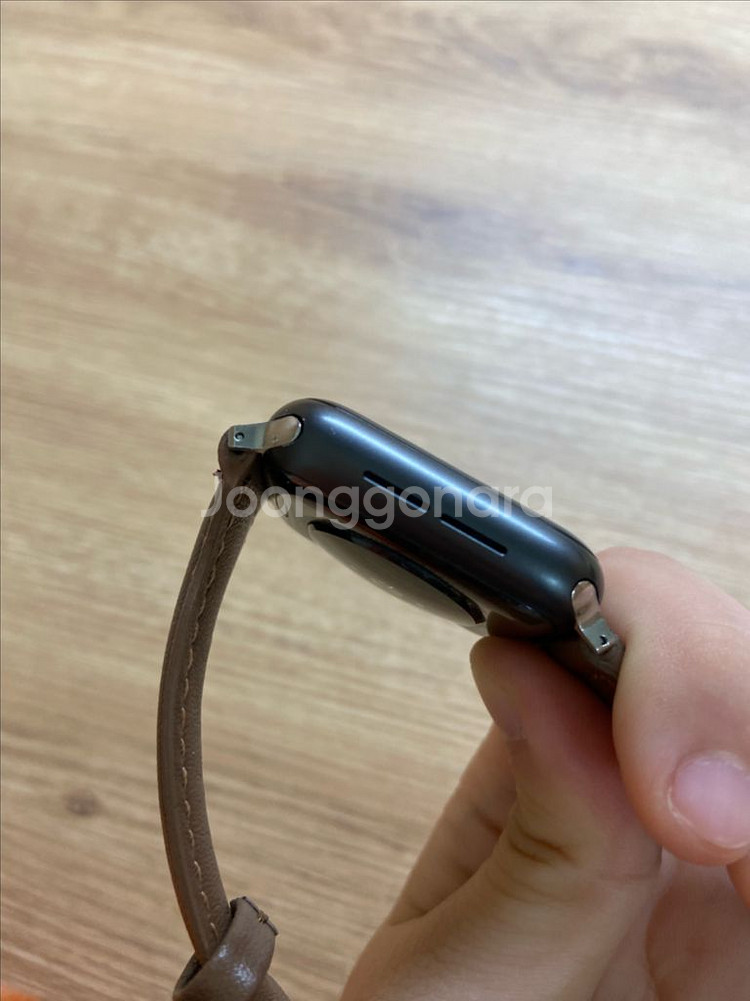 애플워치 SE2 40mm 블랙 스테인리스--3