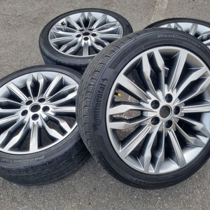 K7프리미엄 19인치 2454019 휠타이어 팝니다