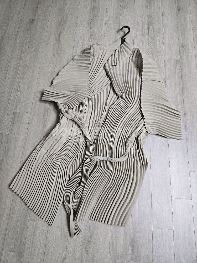 이세이미야케 이청아 웨이버링 코트, 플리츠플리즈 ~--10