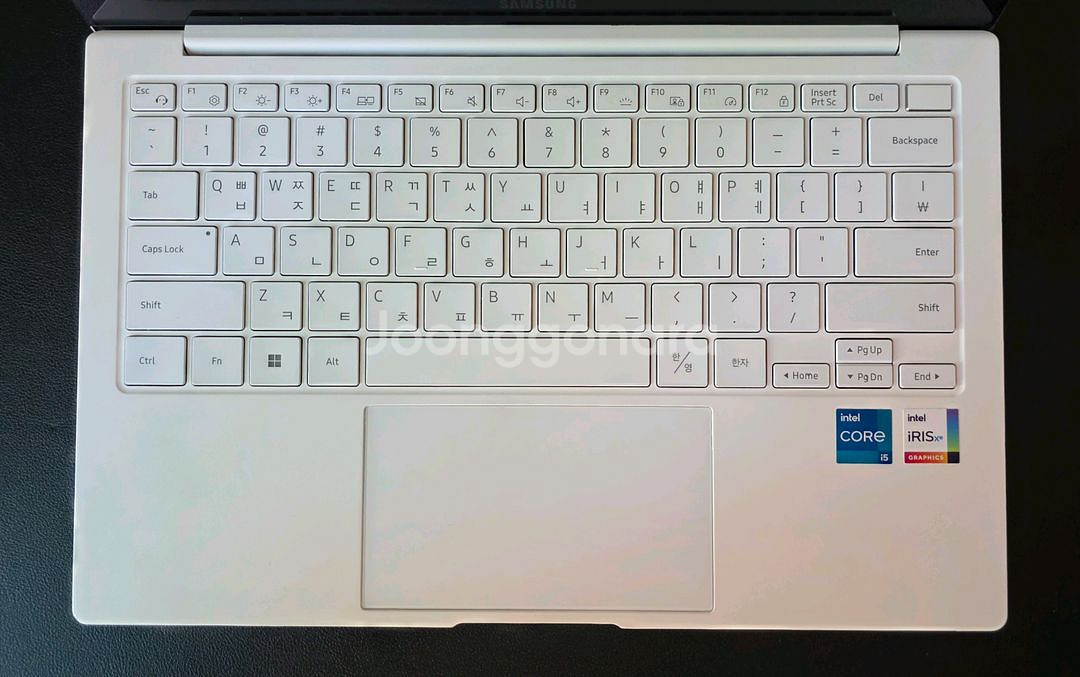 삼성 갤럭시북2 Pro 13인치(무게 870g) 실버 노트북 판매--2