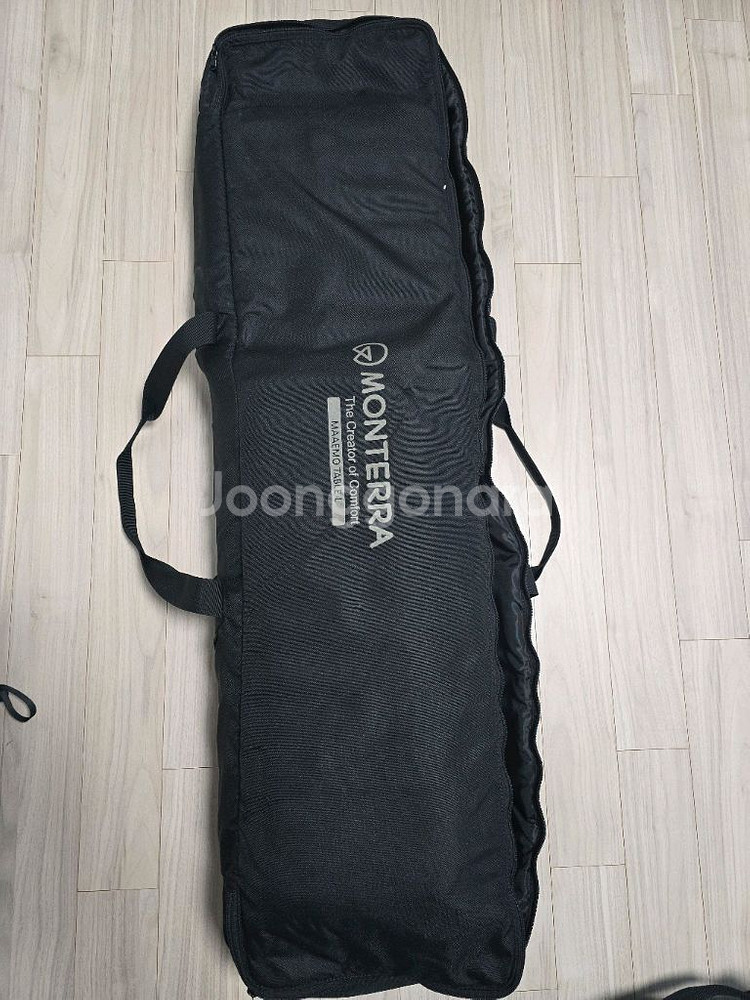 몬테라 마에모 테이블--0