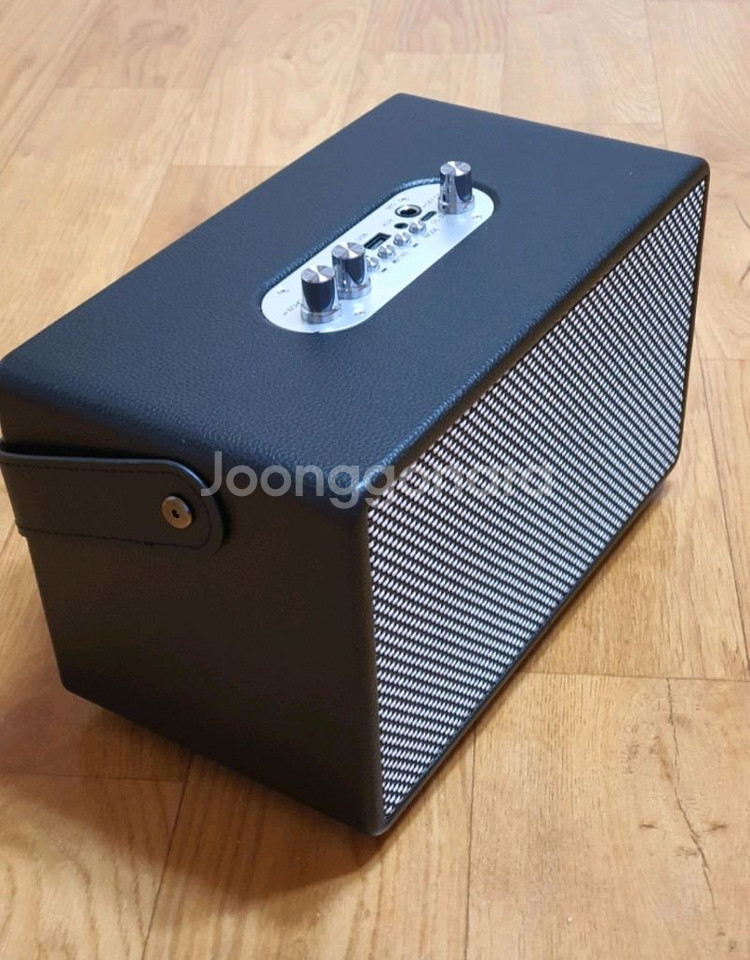 블루투스 스피커 새제품 판매합니다.--0