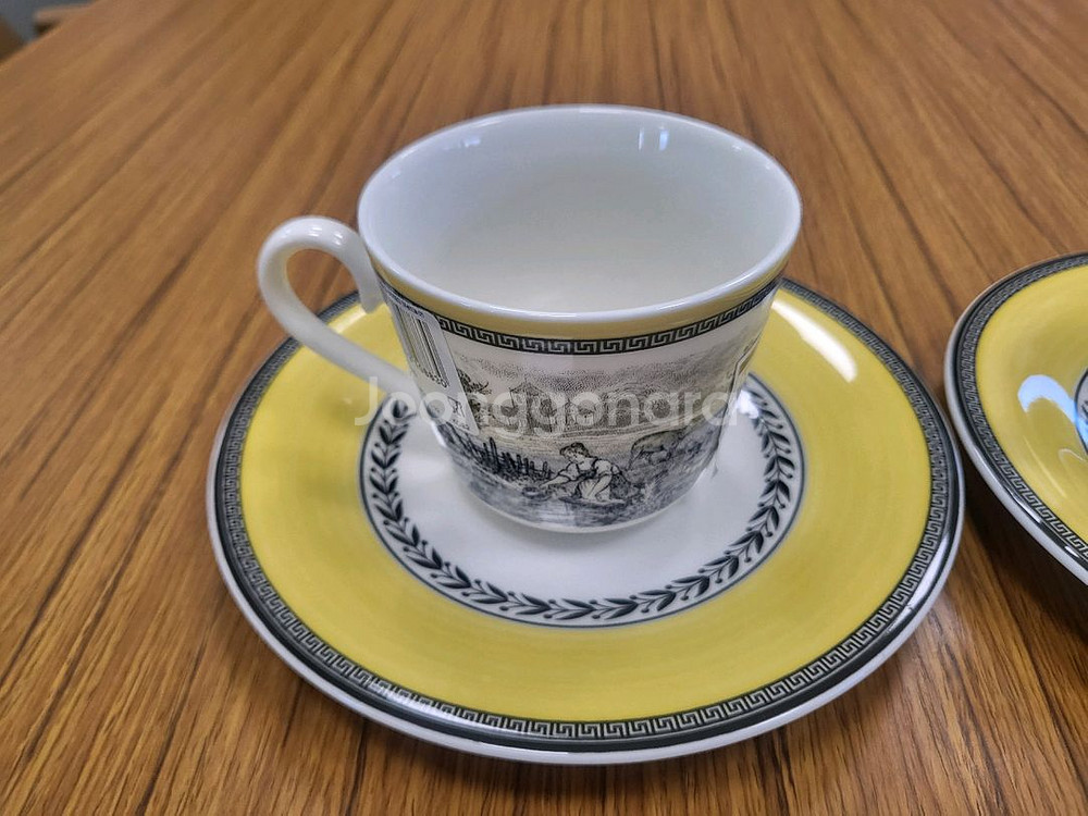 빌레로이앤보흐 아우든 펌 커피잔 새상품판매합니다--1