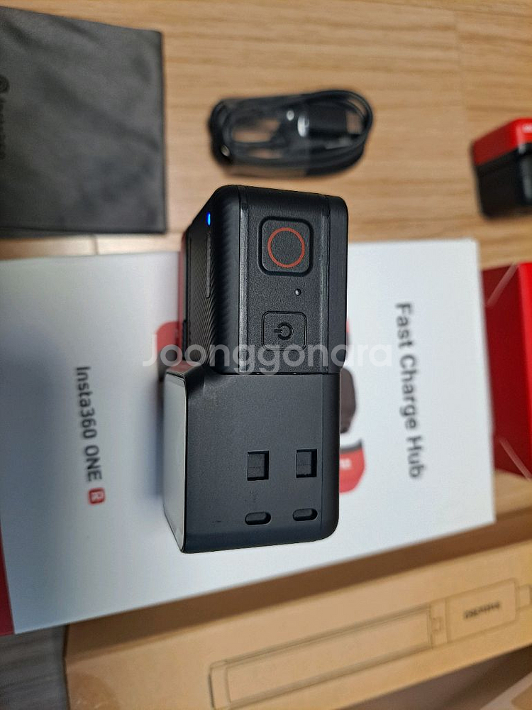 인스타360 원 R3 액션캠 세트--5