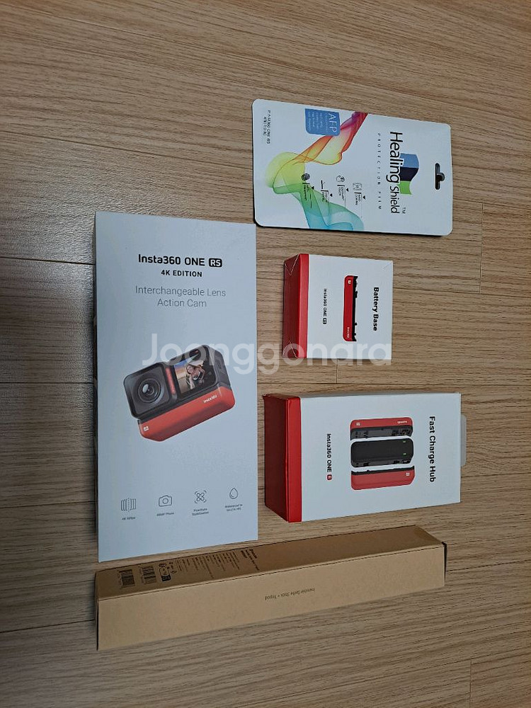 인스타360 원 R3 액션캠 세트--8
