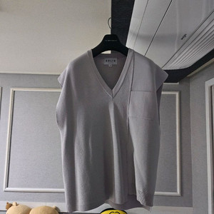 [거의 새것] 솔리드옴므 니트 베스트 조끼 46