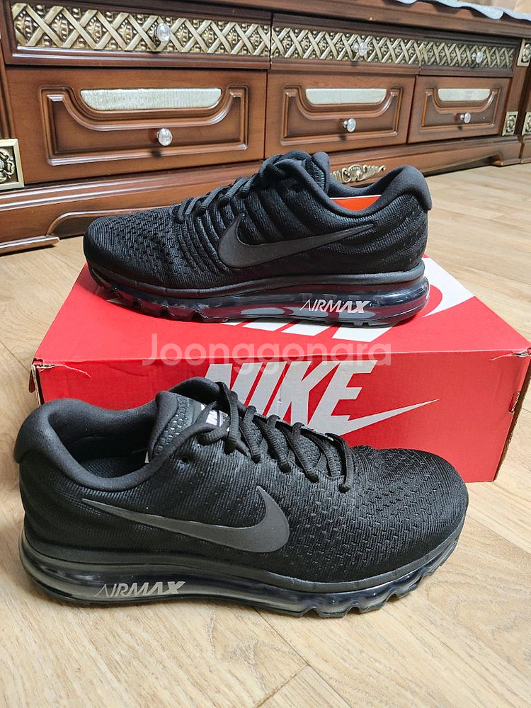 나이키 에어맥스 2017 블랙 280(새제품)--2