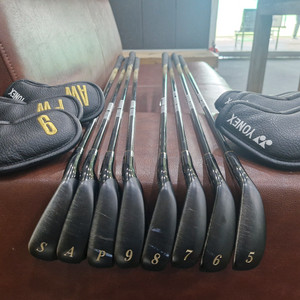 요넥스 로얄이존아이언세트