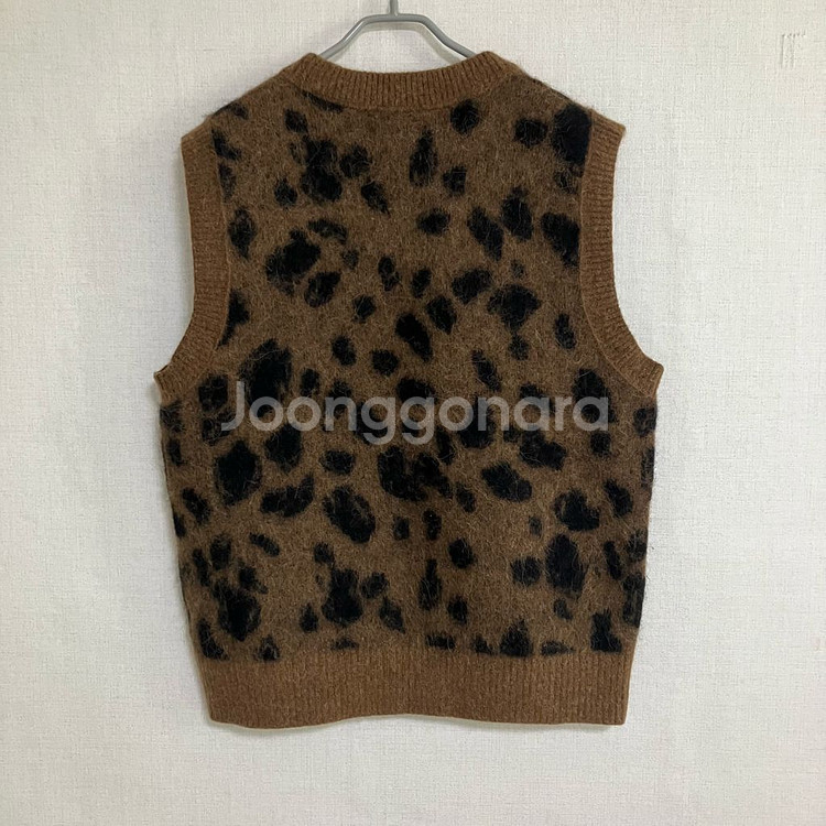 COS 코스 브라운 레오파드 니트 조끼--3
