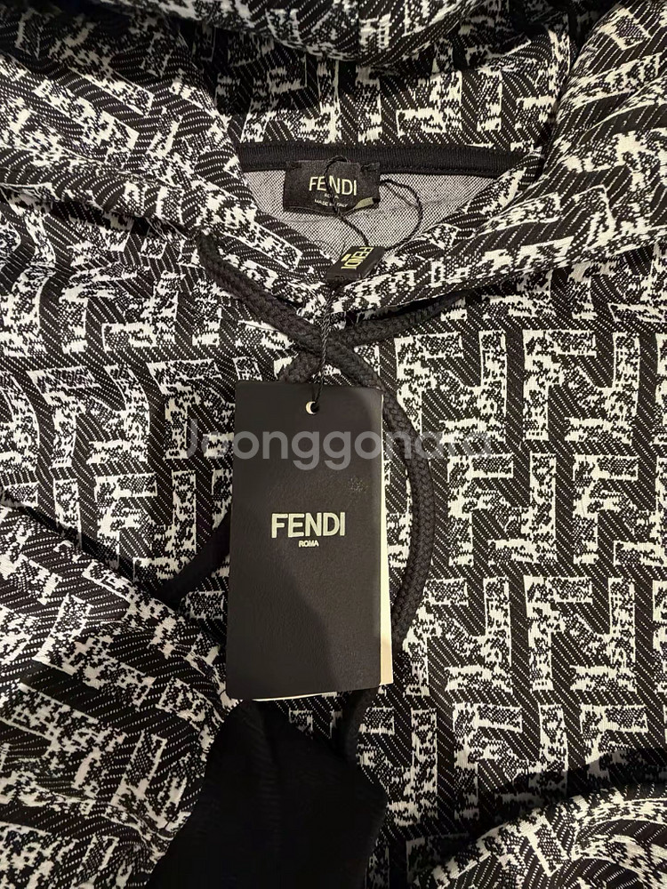 펜디 후드티 공용 캐쥬얼--1