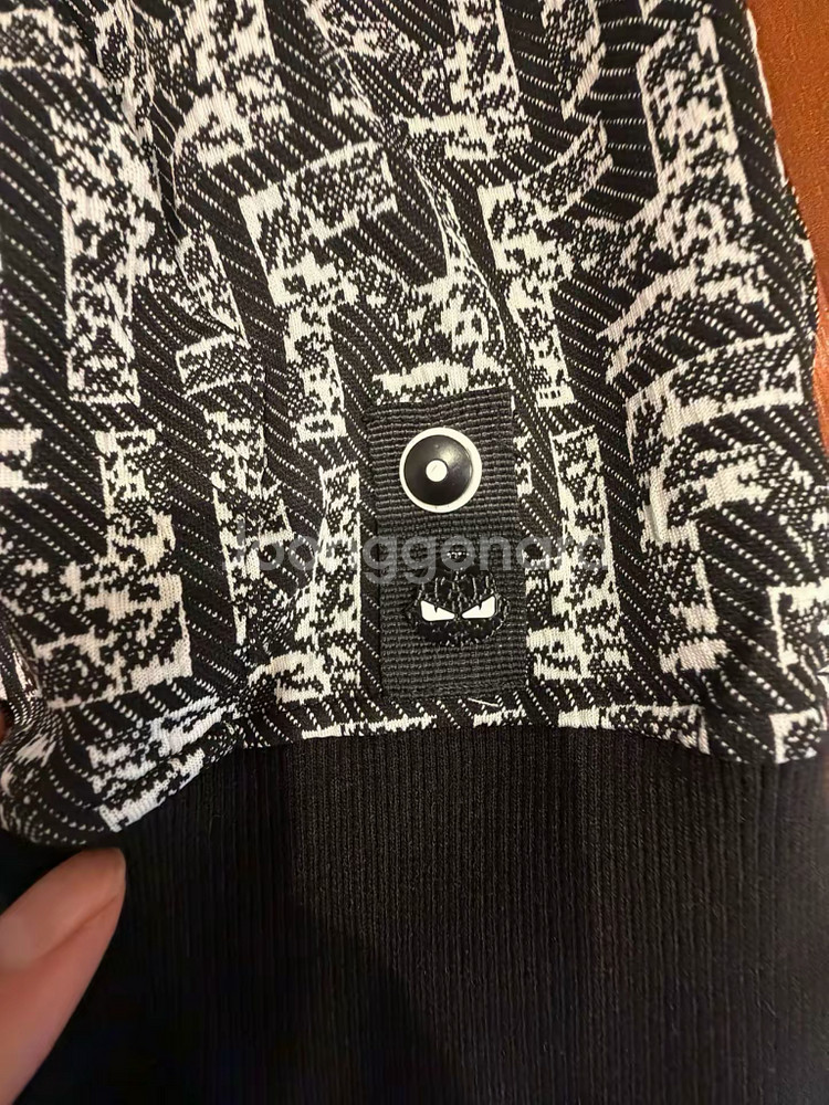 펜디 후드티 공용 캐쥬얼--2