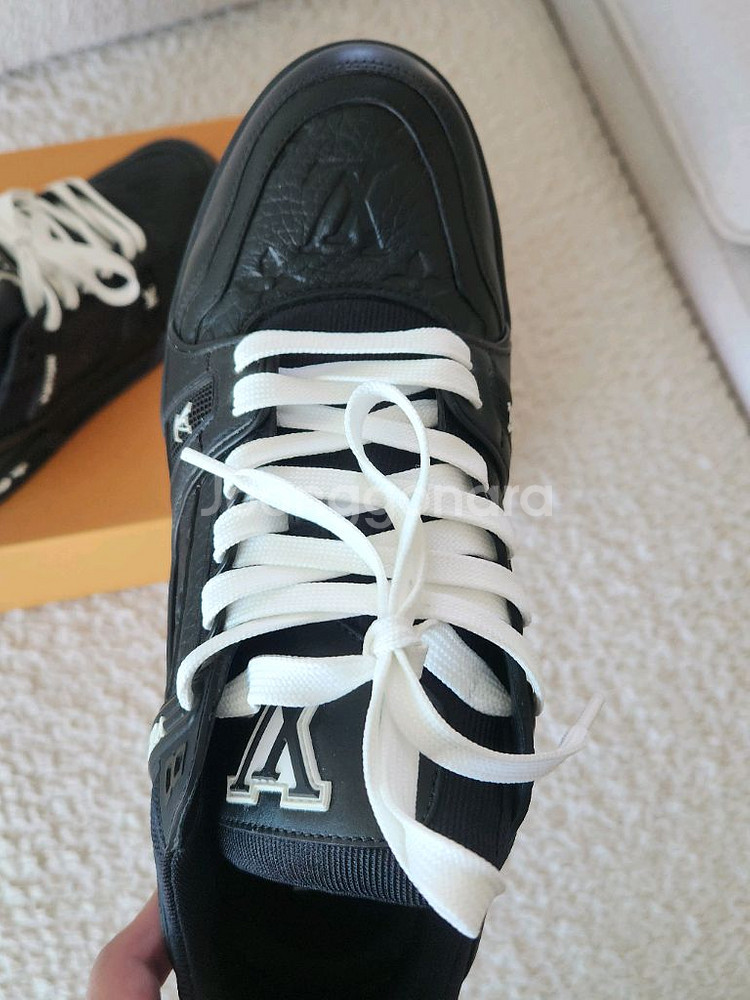 루이비통 트레이너 스니커즈--3