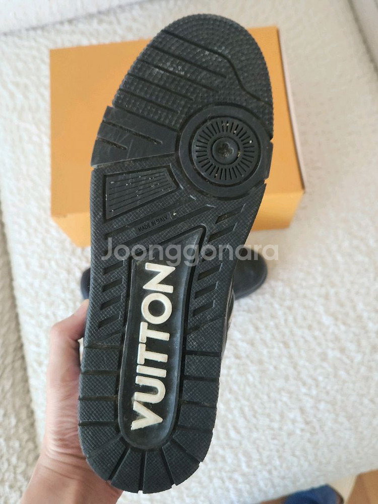 루이비통 트레이너 스니커즈--7