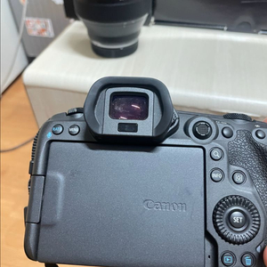 canon r5 +rf28-70 f2