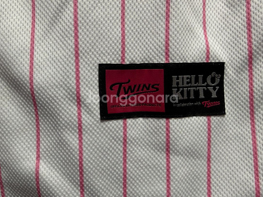 (미사용) 엘지트윈스 (구)헬로키티 유니폼 판매합니다.--3