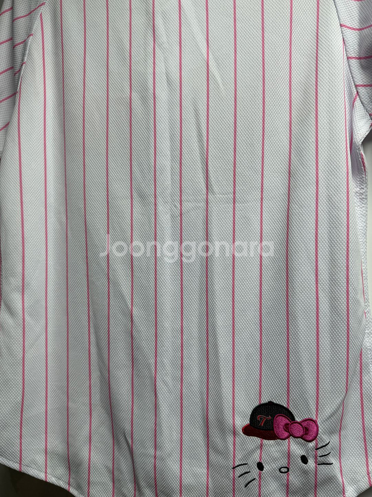 (미사용) 엘지트윈스 (구)헬로키티 유니폼 판매합니다.--4