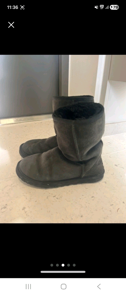 UGG 어그 블랙 240--2