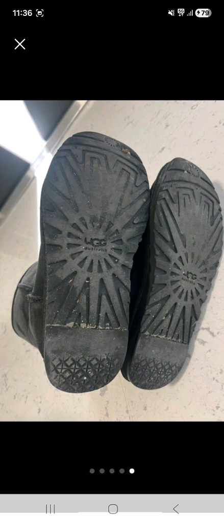 UGG 어그 블랙 240--4