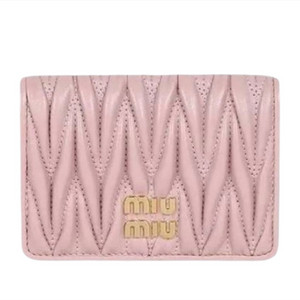 미우미우 마테라쎄 반지갑