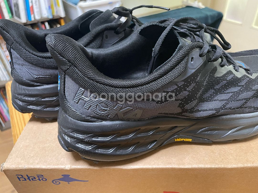 호카 스피드고트 5 블랙 트레일 런닝화 290 285 280--4