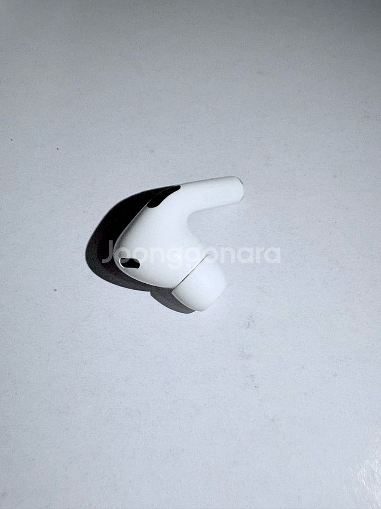 에어팟 프로2 왼쪽 유닛 팝니다(C타입)--1