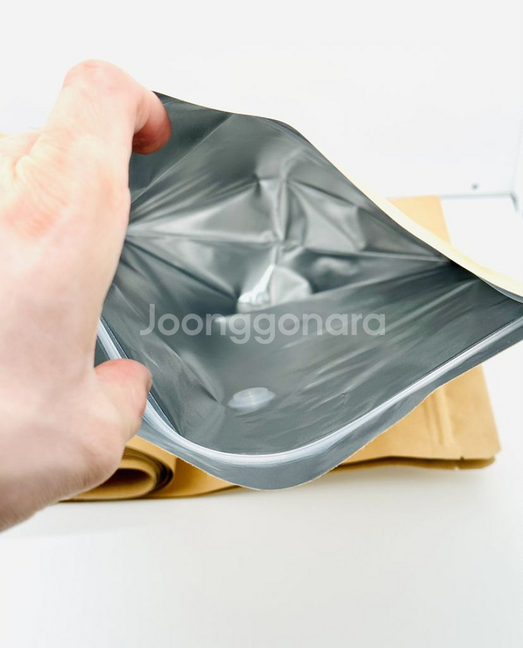 이지포장 크라프트 스탠드 밸브부착형 지퍼백25x33cm--6