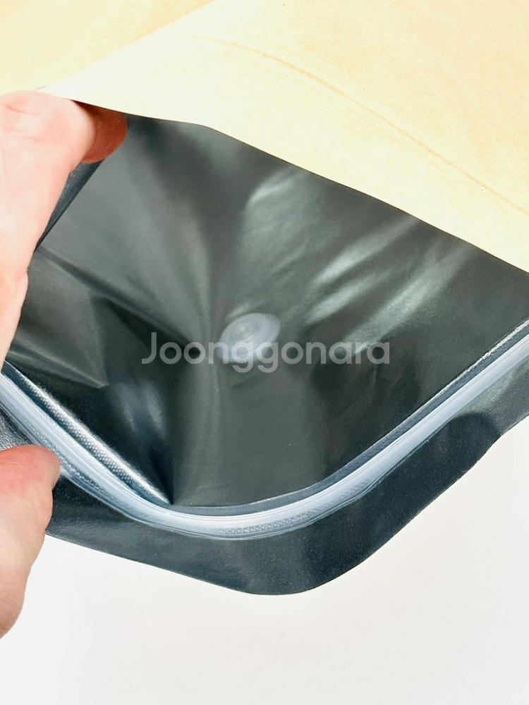 이지포장 크라프트 스탠드 밸브부착형 지퍼백25x33cm--7