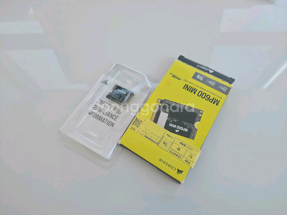 NVME SSD 판매합니다 2230 1TB MP600MINI 커세어--0