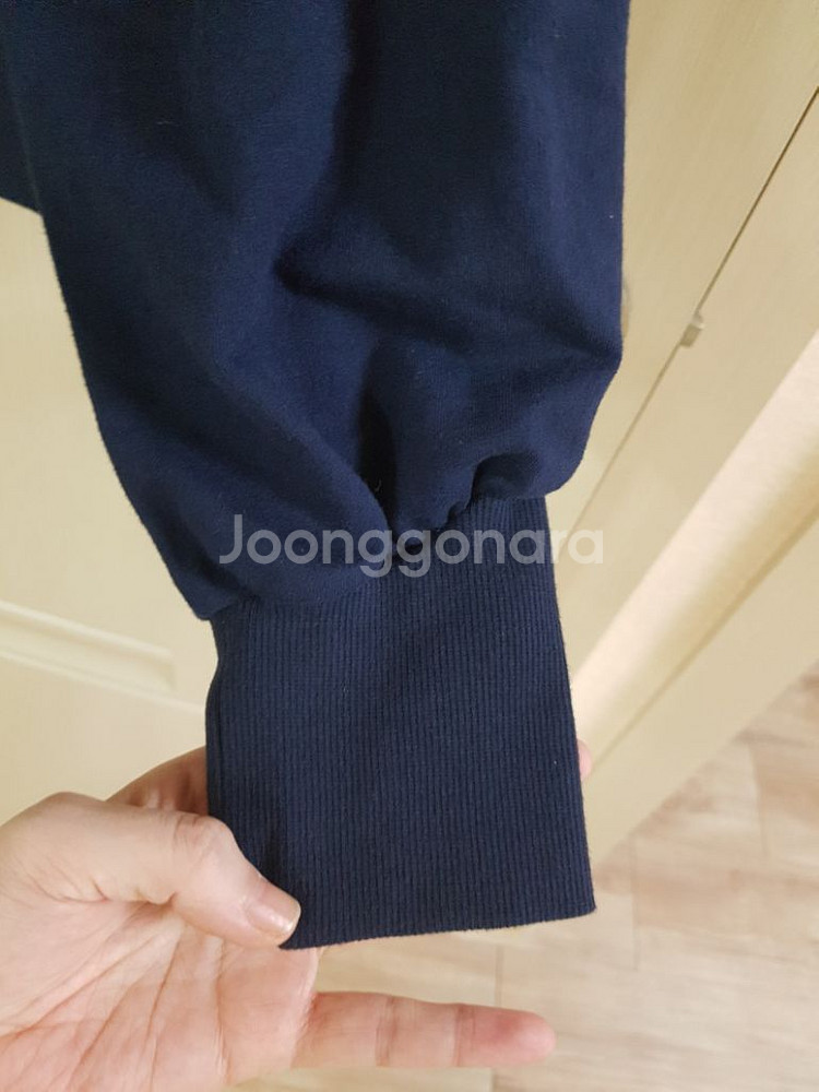 럭키슈에뜨 맨투맨--6