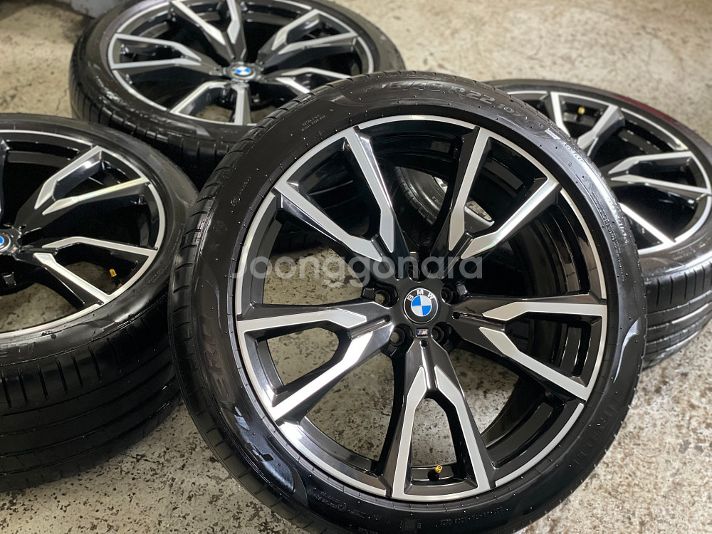 BMW X7 755M 22인치 휠타이어 판매--6