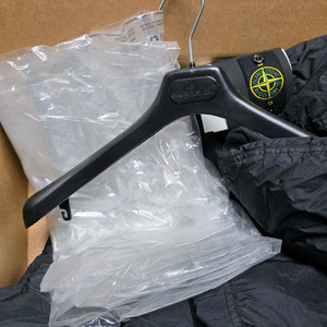 스톤아일랜드 크링클랩스 패딩 후드 24FW XXL