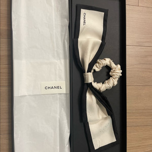 샤넬 리본 머리 스크런치