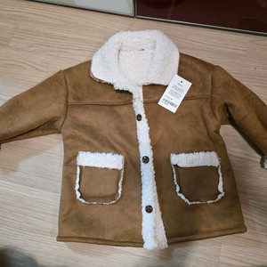 유아무스탕자켓 새상품