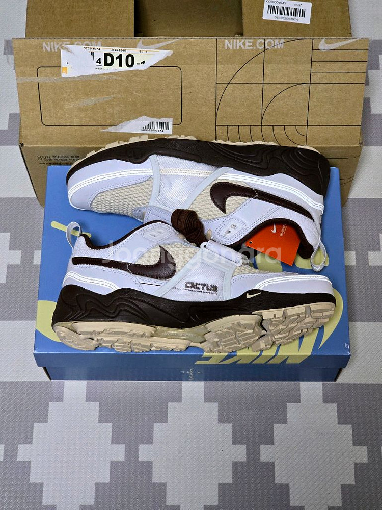 나이키x트래비스 스캇 줌 필드 잭스 265--2