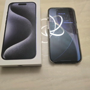 아이폰15프로 티타늄블루 128기가 풀박스 팝니다.