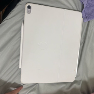 아이패드 A13 m2 매직키보드 애플펜슬프로