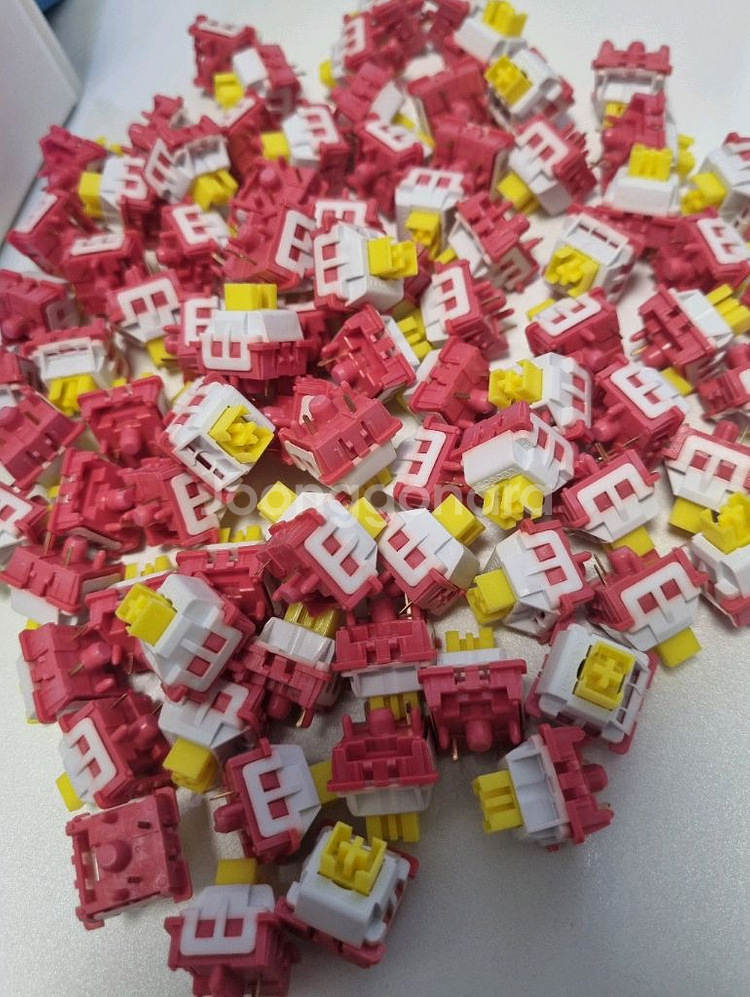 기계식 키보드 스위치(독거미 황축 leobog nimbus v3) 팝니다--3