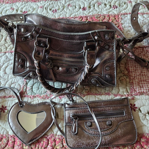 패션 가방 팝니다