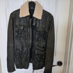 솔리드옴므 가죽자켓 105사이즈 판매합니다