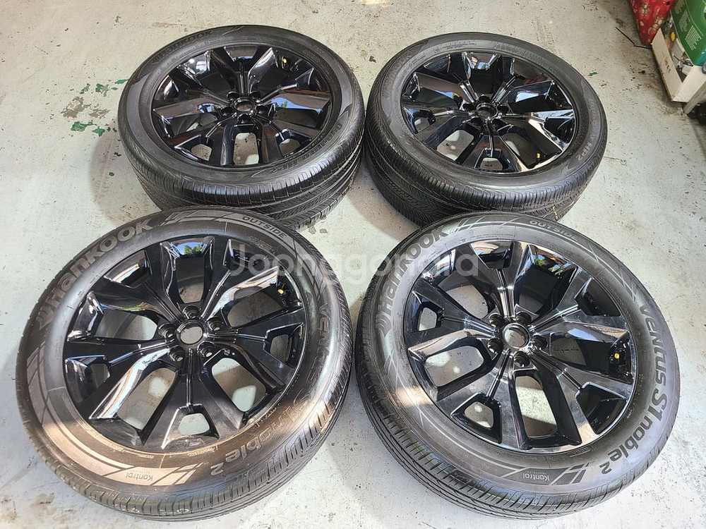 팰리세이드 20인치 블랙유광 휠타이어 팝니다--0