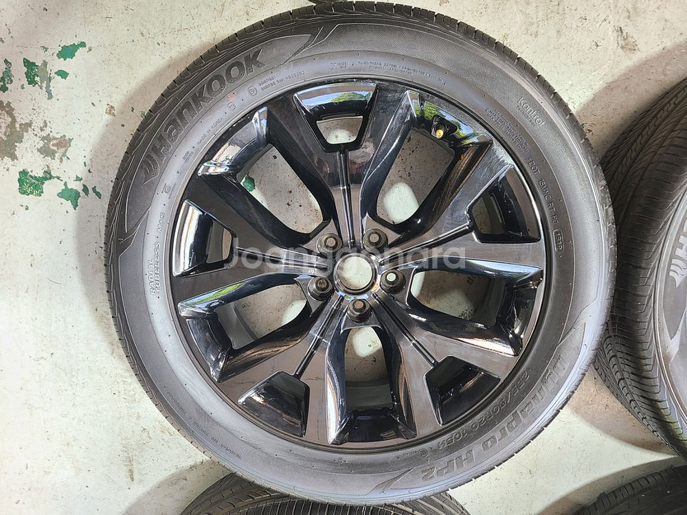 팰리세이드 20인치 블랙유광 휠타이어 팝니다--4