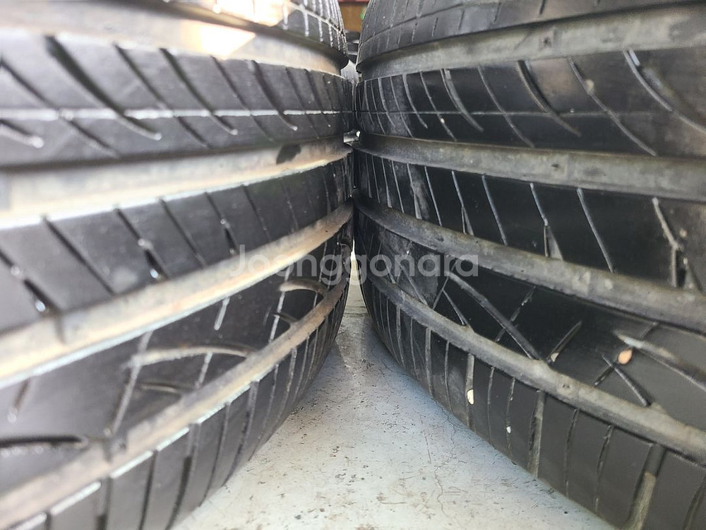 팰리세이드 20인치 블랙유광 휠타이어 팝니다--5