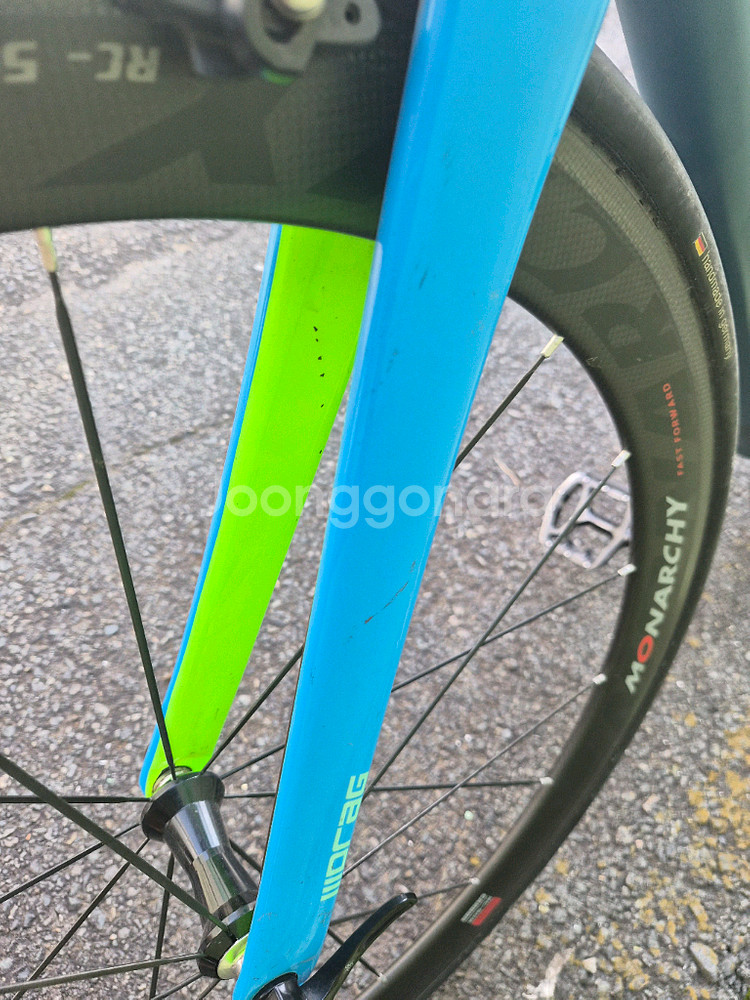 콘탄 버나드16년식 포크 드래그 16년식 판매합니다--3