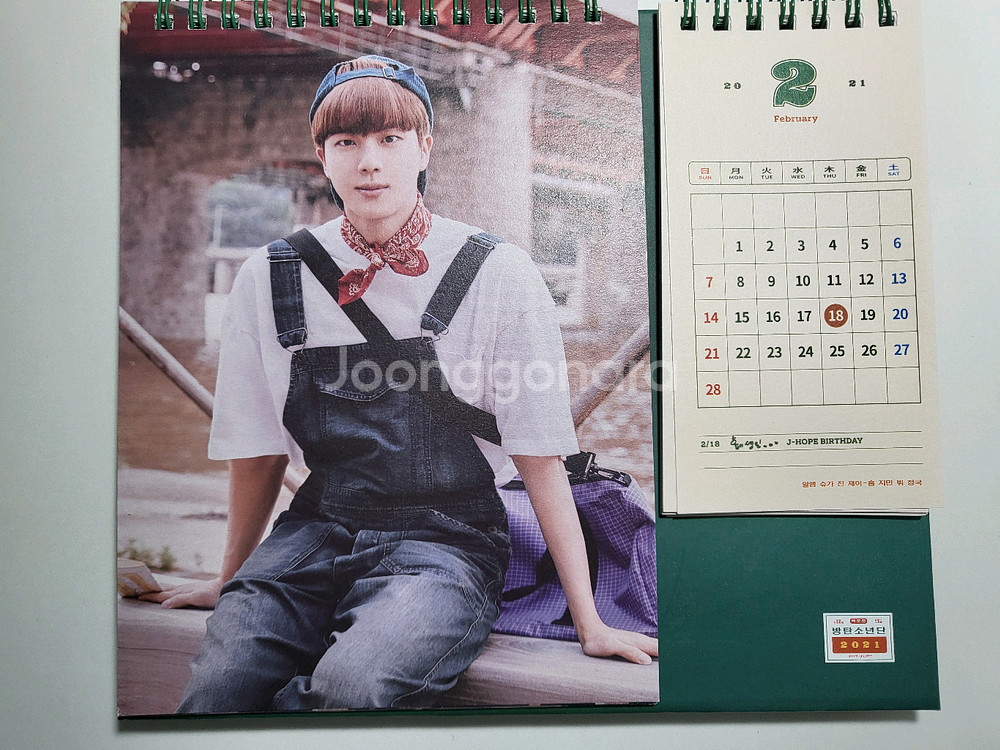 bts 방탄소년단 방탄 시즌그리팅 굿즈 포카 시그 화보--1