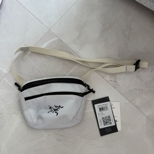 정품 아크테릭스 맨티스 1 웨이스트백 오르카