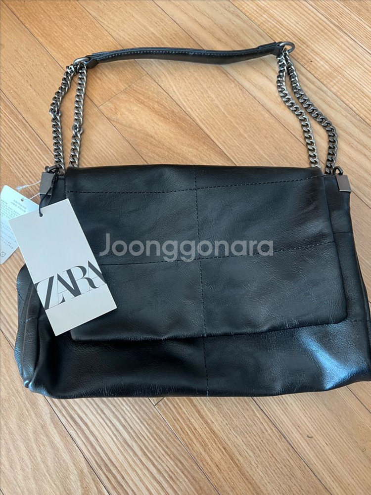 자라 락플랩 체인 새상품--0