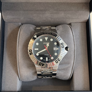 펜디 다이버 남성 시계