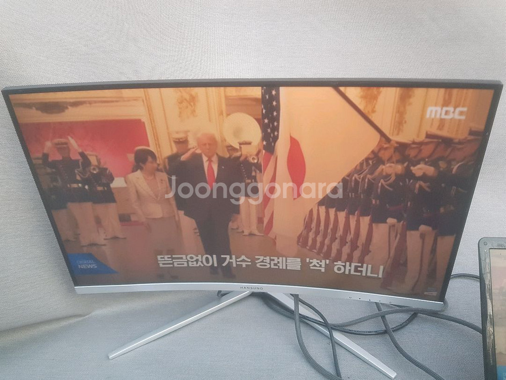 한성 커브드 모니터--3